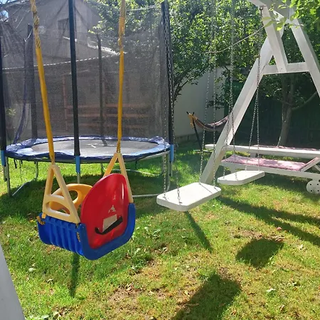 Alexandra Эфорие Норд