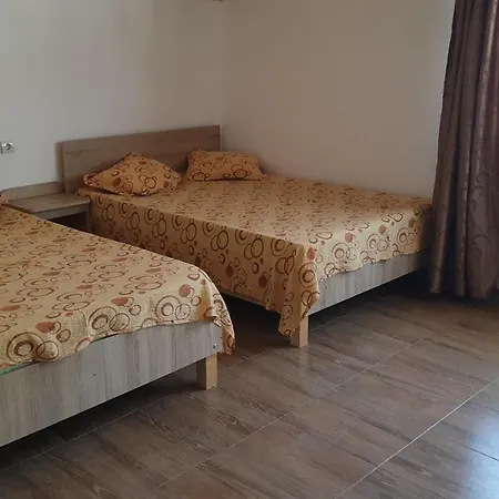 Alexandra Gazde/Camere de închiriat Eforie Nord