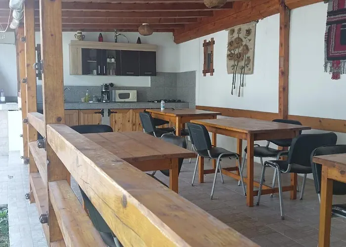 Alexandra Эфорие Норд